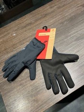 Used Specialized Waterproof Gloves bike — image 2 of 2