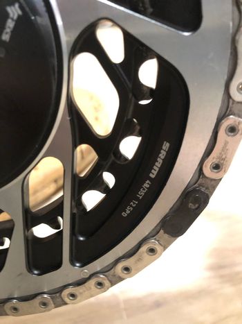 Used 2022 Red eTap AXS Crankset 12-speed bike — image 3 of 4