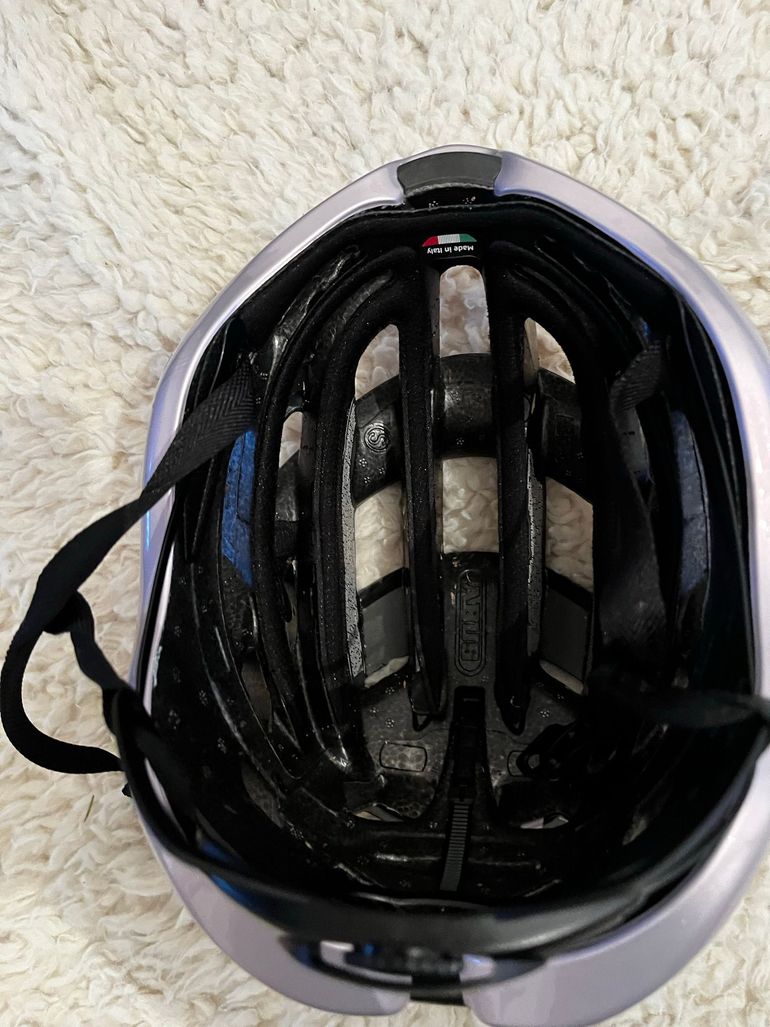 Used 2025 casque bike — image 5 of 5