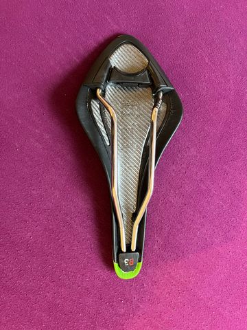Gebrauchtes Fizik Arione R3 K:ium Regular Cannondale green bike — Bild 2 von 4