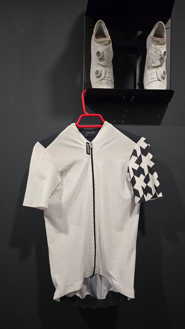 Used Assos Equipe RS (Race Series) Jersey M bike — image 2 of 3