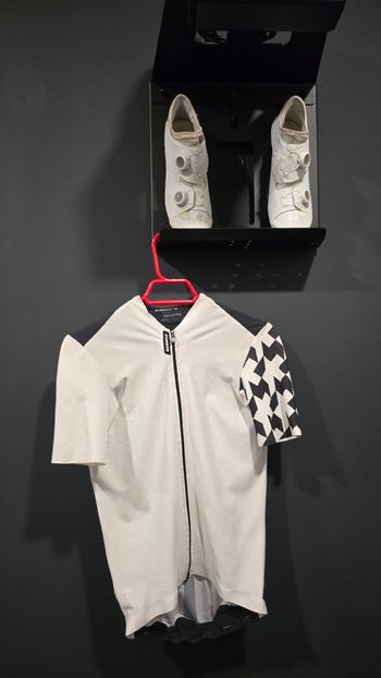 Used Assos Equipe RS (Race Series) Jersey M bike — image 1 of 3