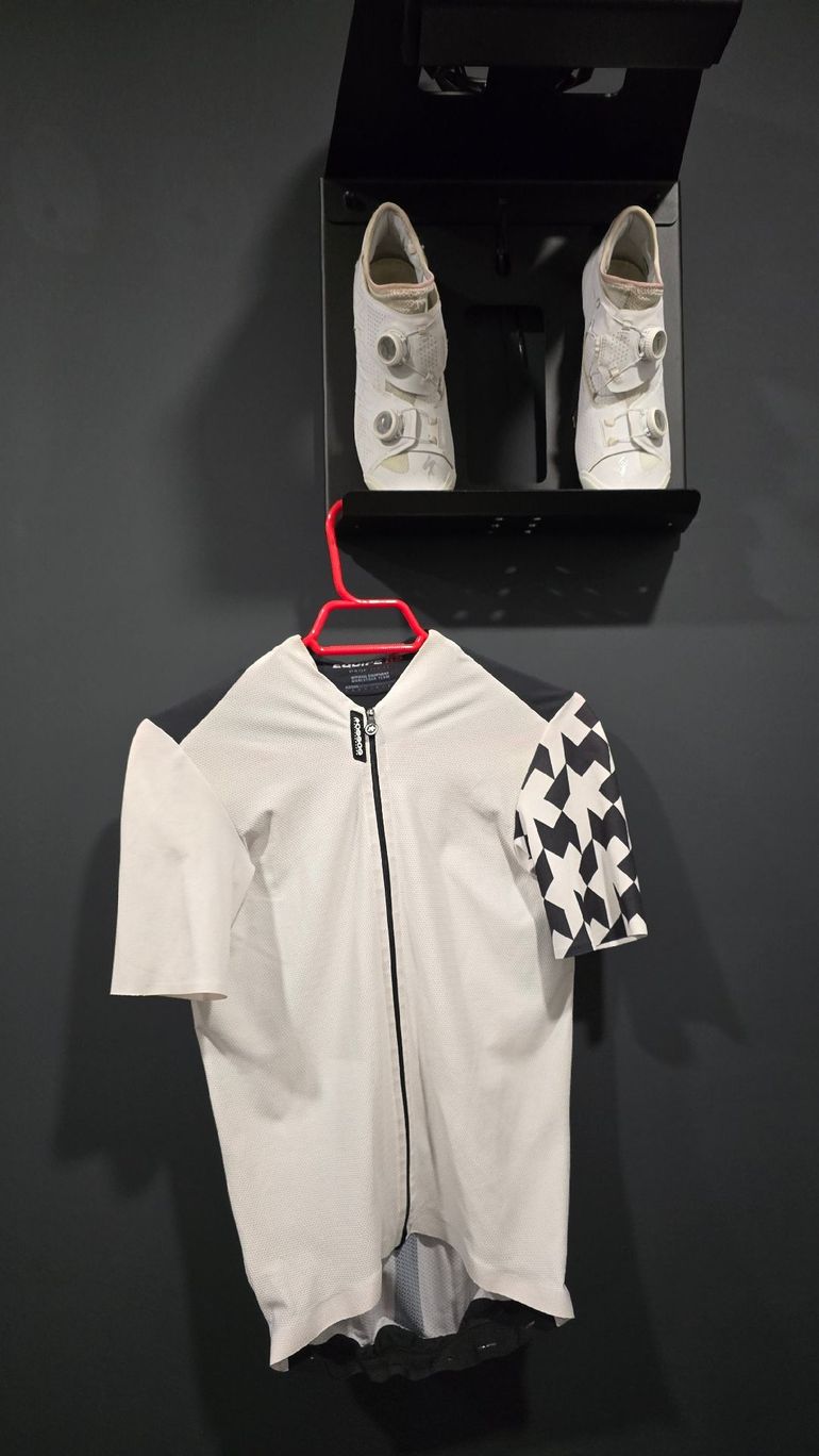Used Assos Equipe RS (Race Series) Jersey M bike — image 1 of 3