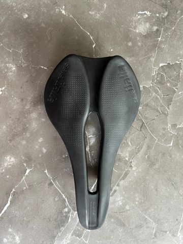 Used Selle Italia Model X Saddles & Seatposts