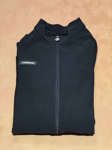 Used Assos Endurance ThermoBooster bike — image 5 of 5