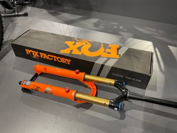 Brugt Fox 38 Float 29" Grip2 170 mm. Factory 2022 bike — billede 2 af 3