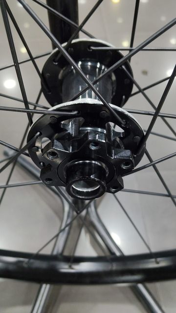 Used Giant AM 27.5+ 35mm GE35 Front Wheel 2026 bike — image 2 of 10