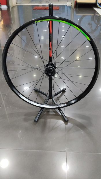 Giant, AM 27.5+ 35mm GE35 Front Wheel