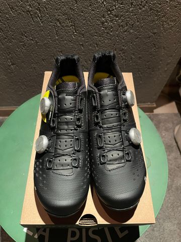 2025 SCARPE SCOTT MTB RC ULTIMATE Cycling Shoes usato