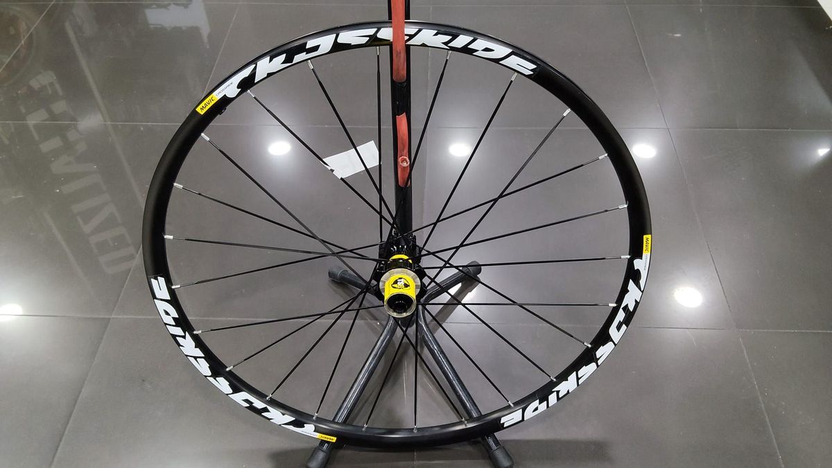 Mavic Crossride 26 Eixo 12 | buycycle