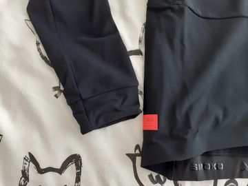 Used Siroko DW Valdres Winter Cycling Thermal Hooded Jersey bike — image 6 of 16