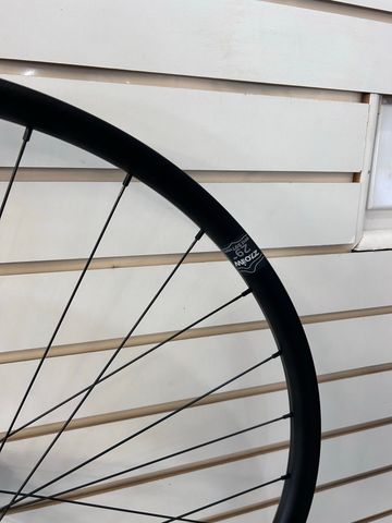 Used 2025 Hydra Trail S Wheelset bike — image 6 of 6