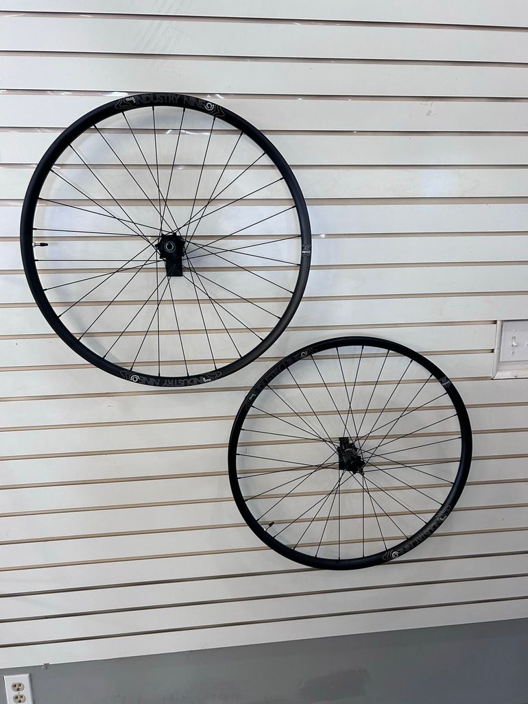 Used 2025 Hydra Trail S Wheelset bike — image 1 of 6