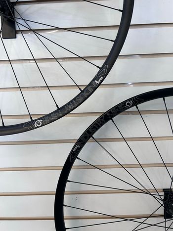 Used 2025 Hydra Trail S Wheelset bike — image 2 of 6