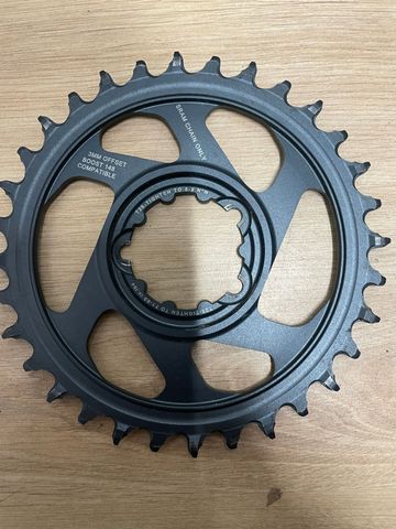 Used 2025 X01 Eagle 32dents Drivetrain & Pedals