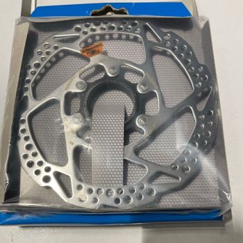 Used Shimano Disco Shimano Center Lock Type SM-RT54 bike — image 3 of 3