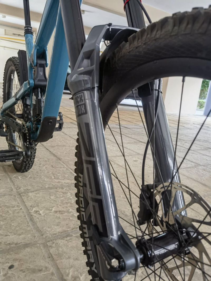 RockShox Zeb Ultimate 2.1 Charger Fork d'occasion