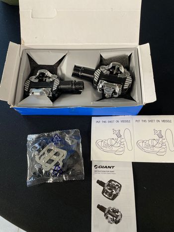 Used Giant XC Elite Clipless Pedal 380gr zwart/zilver bike — image 3 of 6