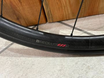 Tweedehands Bontrager Aeolus XXX 2 Tubular Disc Rear 2021 bike — afbeelding 4 van 7