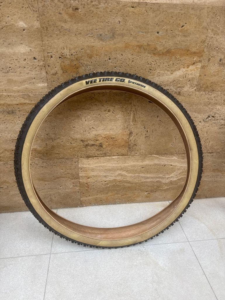 Used 2025 Gem 29 x 2.30 DCC E-Bike Ready 25 Foldable Tyre Natural Wall Synthesis bike — image 4 of 4