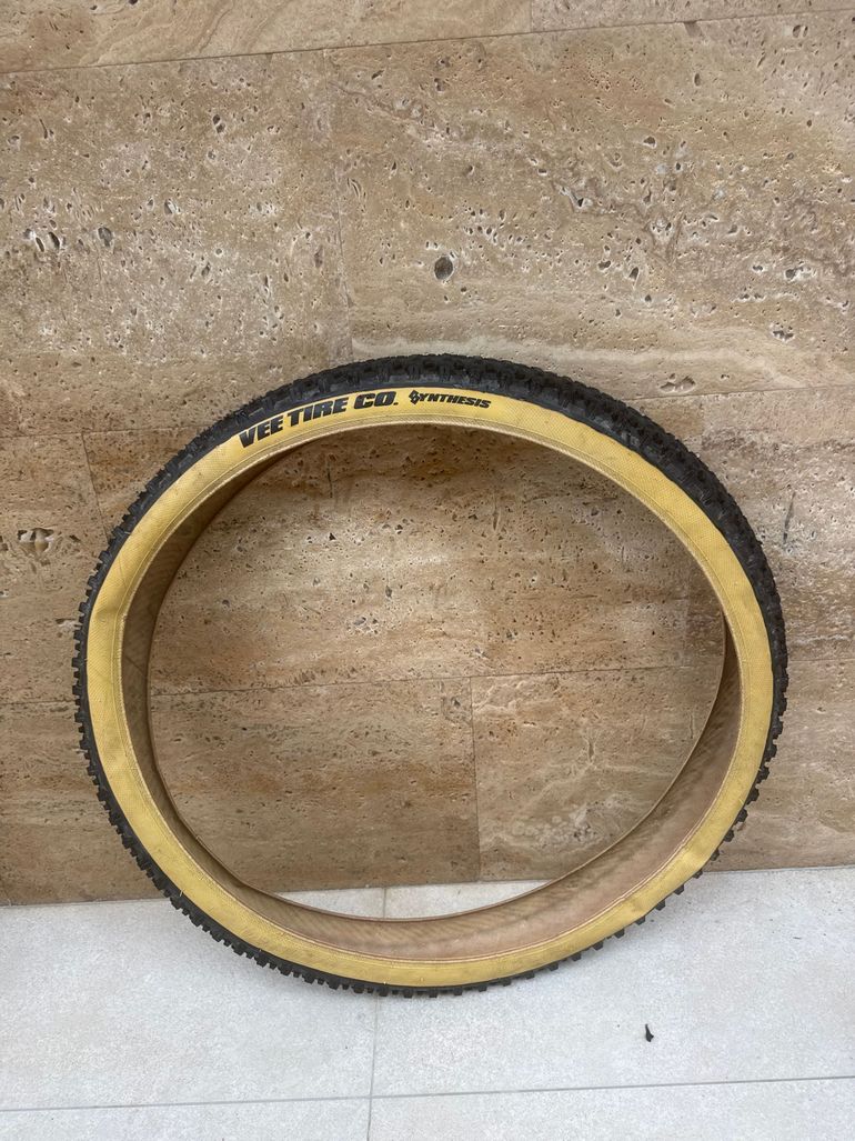 Used 2025 Gem 27.5 x 2.35 DCC E-Bike Ready 25 Foldable Tyre Natural Wall Synthesis bike — image 4 of 4