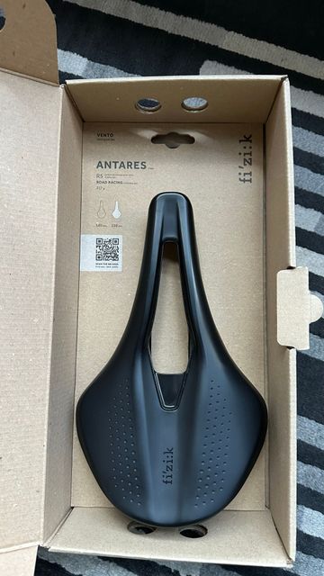 Used Fizik Antares Ergo Saddles & Seatposts