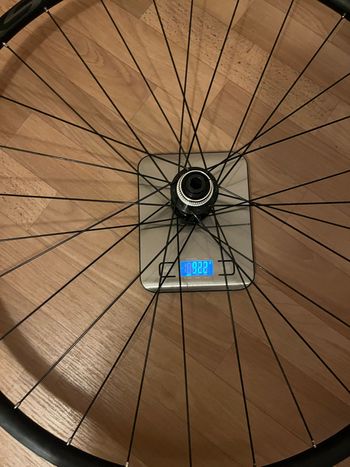 Used 2025 WH-RS370-TL Laufradsatz 28" Clincher/Tubeless Centerlock bike — image 4 of 5