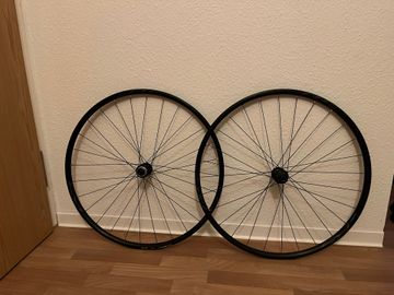 Brugt 2025 WH-RS370-TL Laufradsatz 28" Clincher/Tubeless Centerlock Wheels