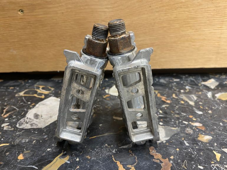Used Sakae SP-154 Pedals 9/16" Silver Aluminum 1980 bike — image 5 of 8