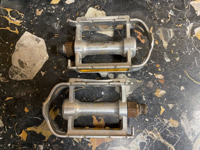 Used Sakae SP-154 Pedals 9/16" Silver Aluminum 1980 bike — image 2 of 8