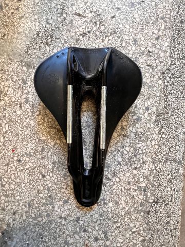 Used Selle Italia Saddle bike — image 2 of 3