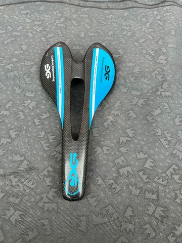 Used carbone engineering Endurance Carbon Saddle 2020 bike — image 2 of 4