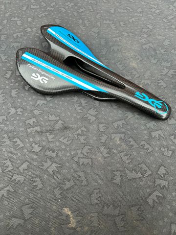 Used carbone engineering Endurance Carbon Saddle 2020 bike — image 4 of 4