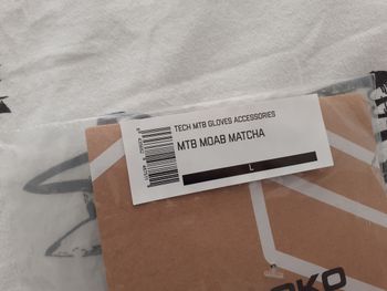 Used Siroko MTB Moab Matcha Cycling Gloves bike — image 3 of 4