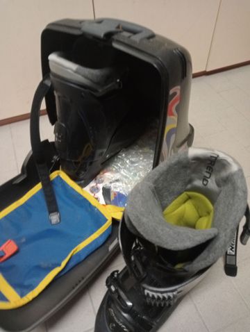 Použité Nordica Ski Boots with Case 2019 bike — obrázek 2 z 6