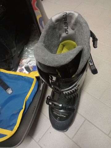 Použité Nordica Ski Boots with Case 2019 bike — obrázek 3 z 6