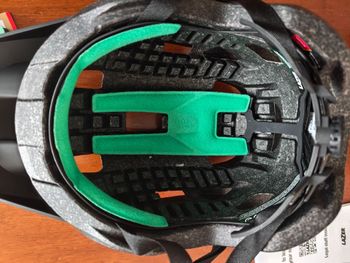 Used 2025 Finch KinetiCore Matte Black bike — image 4 of 4