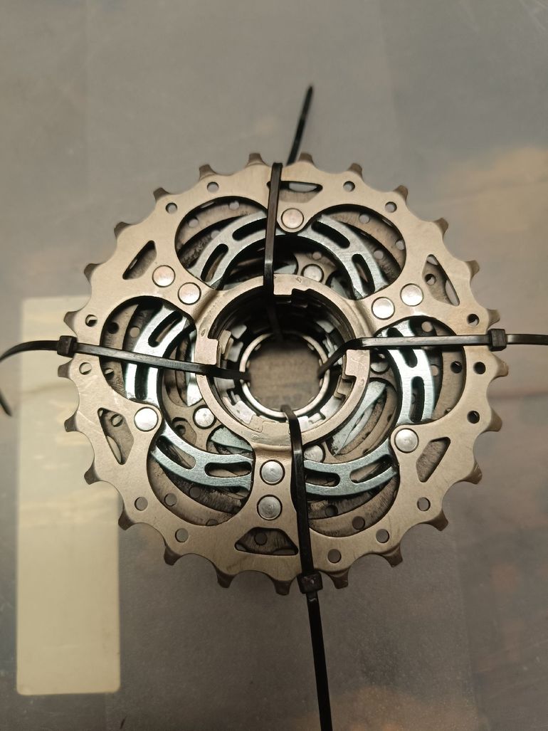 Used Campagnolo Chorus 11s 12-25 bike — image 3 of 6