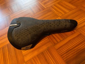 Used Selle Italia Net Seat Black Grey Saddle Saddles & Seatposts