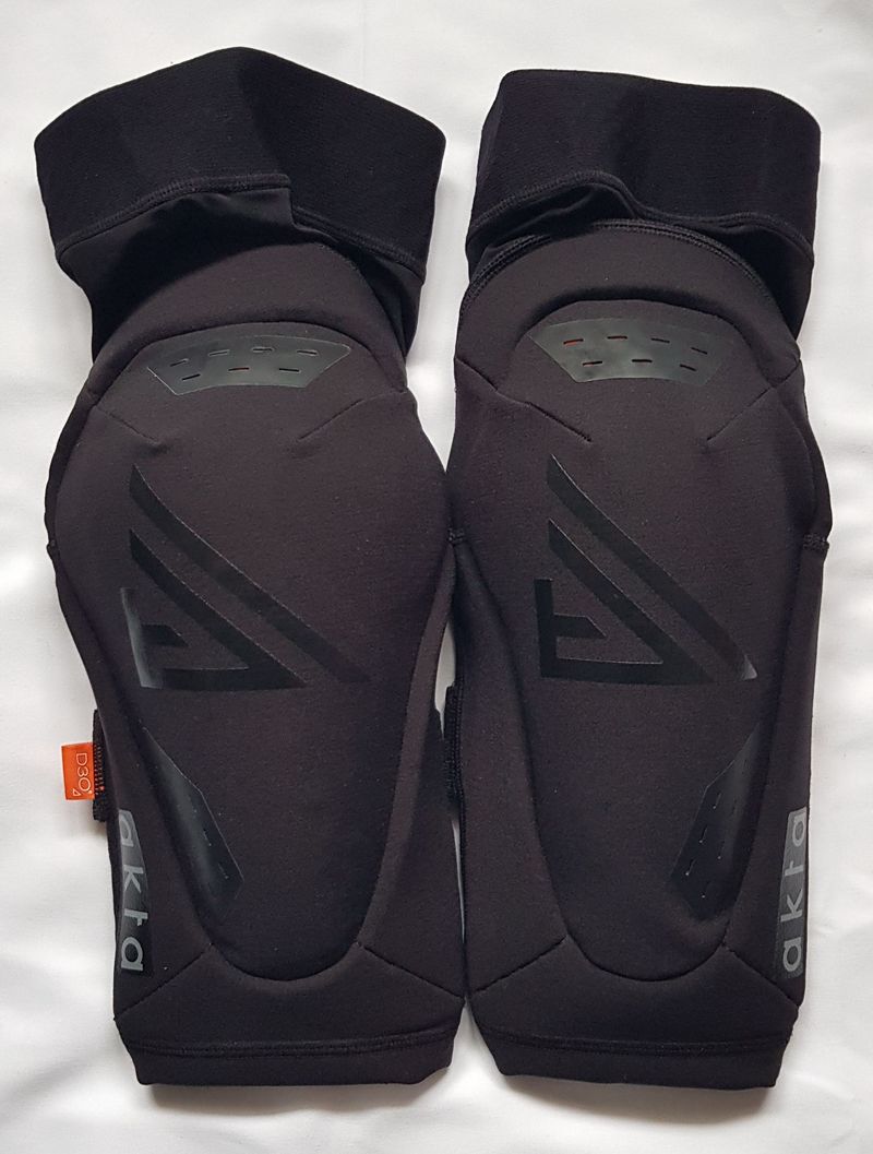 Akta Mountainbike Knieschoner - Modell Trail Knee Pad 2025 Cycling Clothing usato