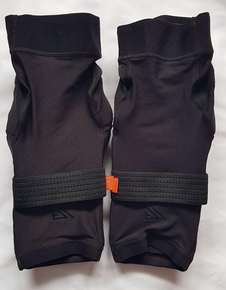 Used Akta Mountainbike Knieschoner - Modell Trail Knee Pad 2025 bike — image 2 of 5