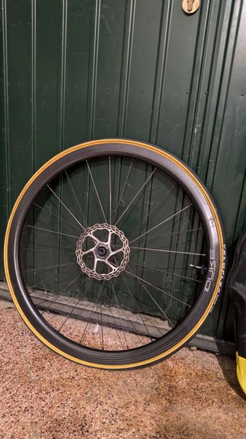 Duke Baccara 2021 bike d'occasion — image 2 sur 6