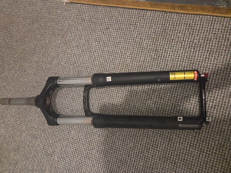 Used 2024 Suspension Fork bike — image 4 of 5
