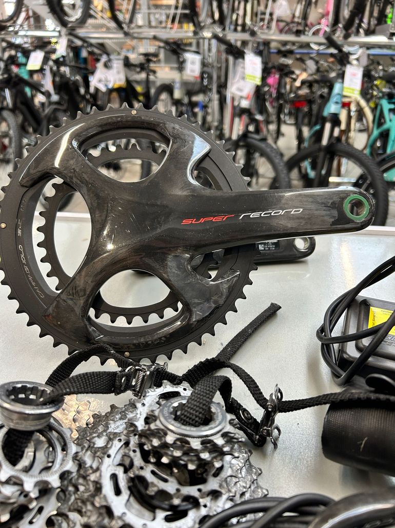 Used Campagnolo Campagnolo Suoer Record 12s disk 2021 bike — image 1 of 6