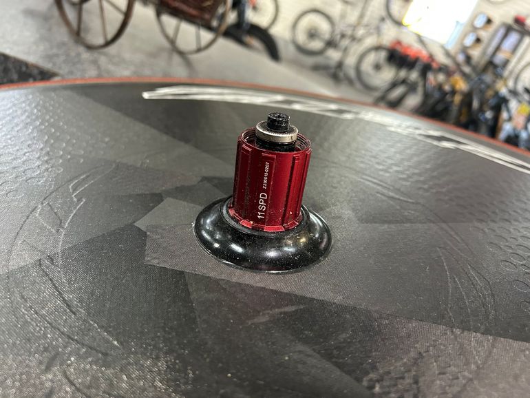 Used Zipp zipp 900 tubular full disc 650c 2016 bike — image 2 of 5
