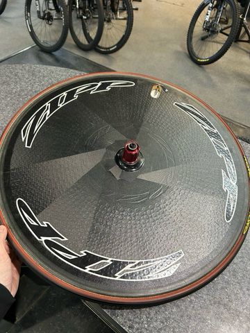 Used zipp 900 tubular full disc 650c 2016 Wheels