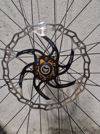 Used Dt Swiss Roue complète bike — image 7 of 7