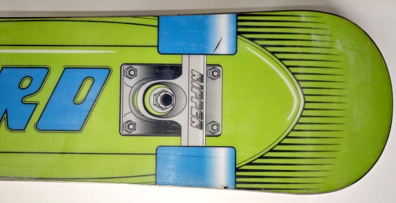 Used Nitro Ripper Kids Snowboard 116cm 2017 bike — image 9 of 12