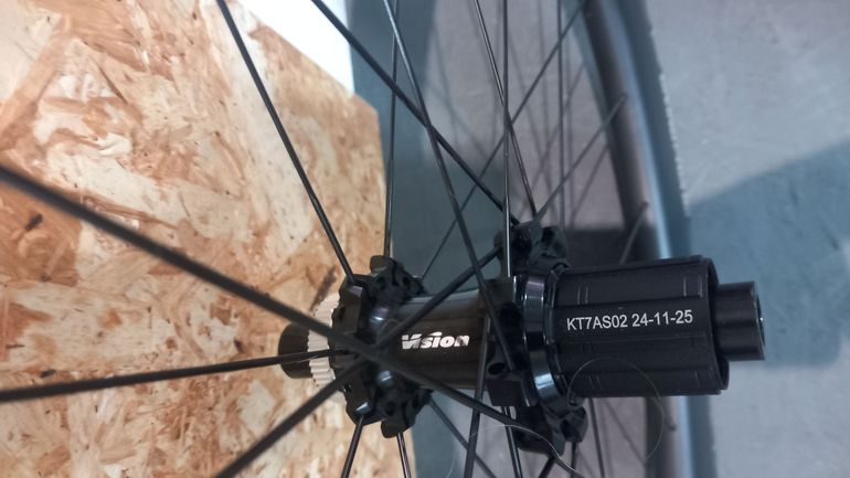 Used Vision SC 60 i23 Disc Brake Wheelset 2026 bike — image 4 of 5