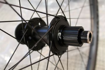 Novatec M30 Carbon MTB Wheelset 29" BOOST bike d'occasion — image 16 sur 17